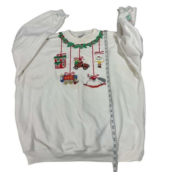 Vintage 80s Hallmark Ornaments Club Women White Ugly Christmas Sweatshirt Sz XL - Picture 9 of 11